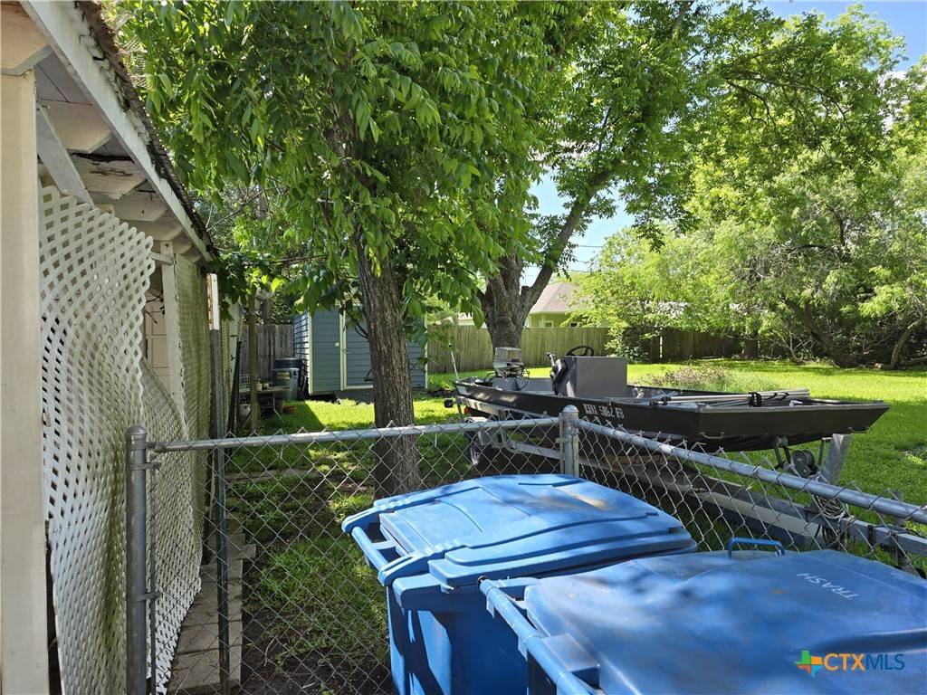 Port Lavaca, TX 77979,220 Davis AVE