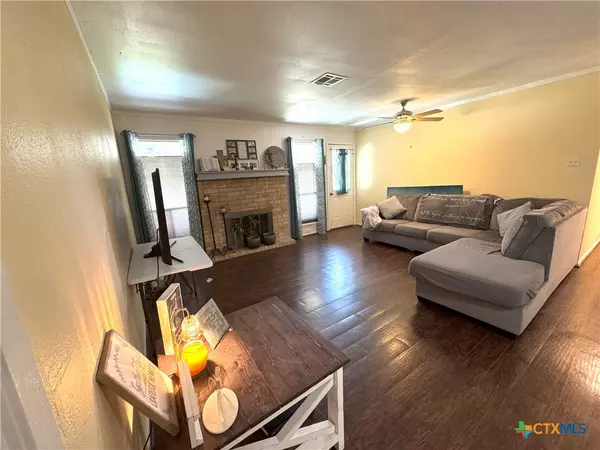 San Antonio, TX 78233,13722 Earlywood ST