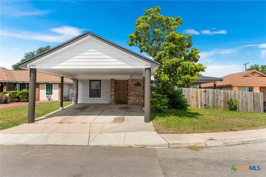 8907 Silver Bow DR, San Antonio, TX 78242