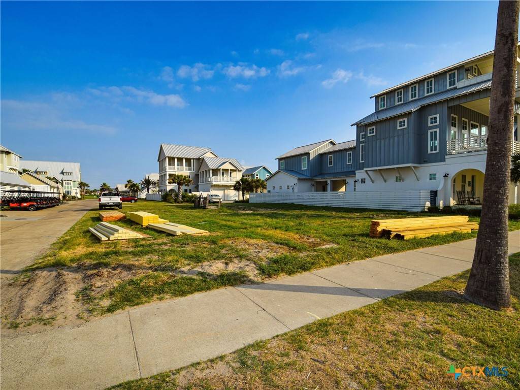 Port Aransas, TX 78373,153 Sunrise Avenue AVE
