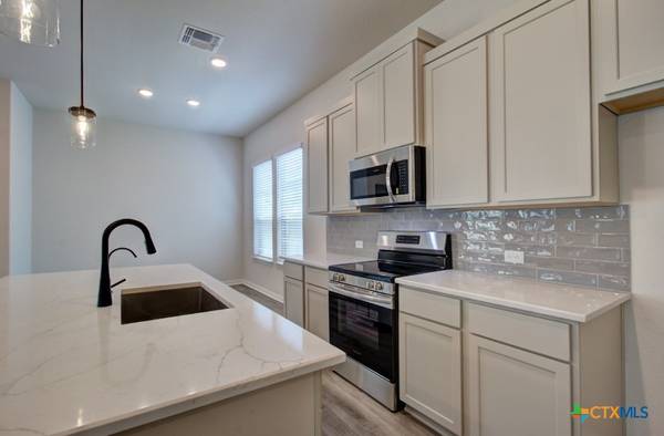 879 Casetta Trail, New Braunfels, TX 78130