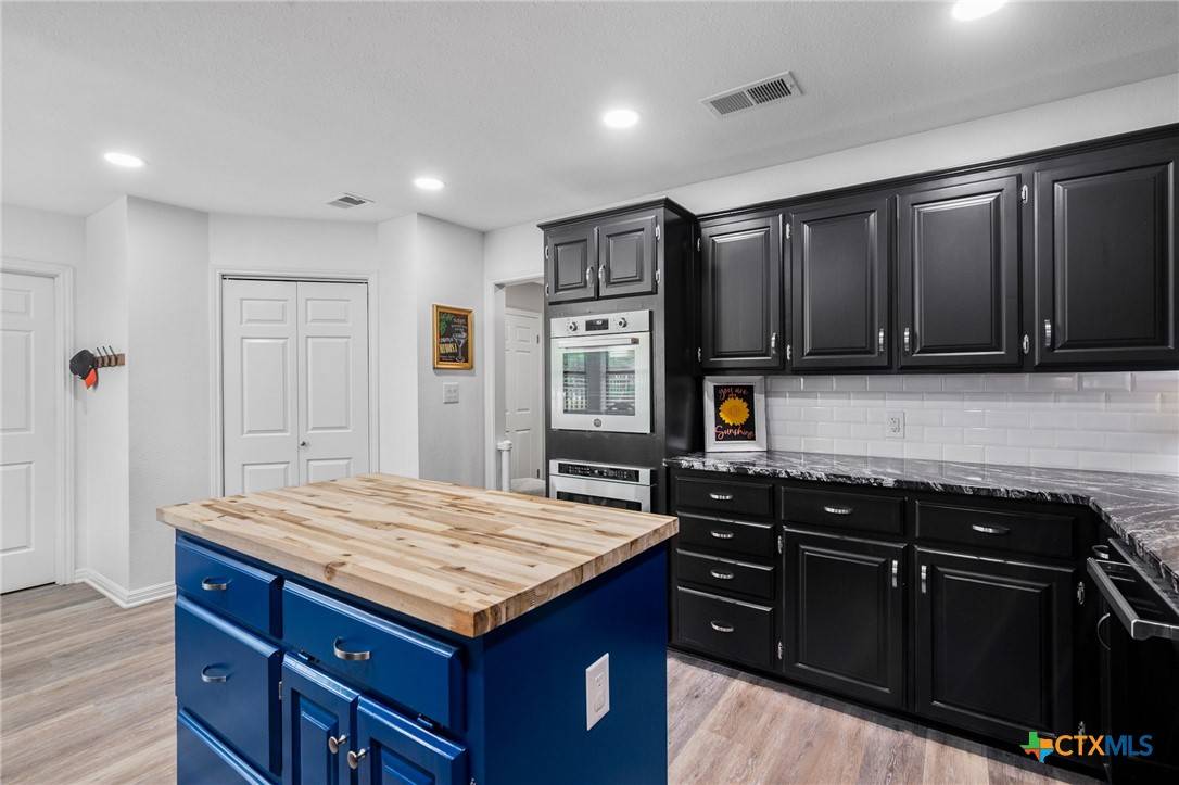 Victoria, TX 77904,119 Larimore ST