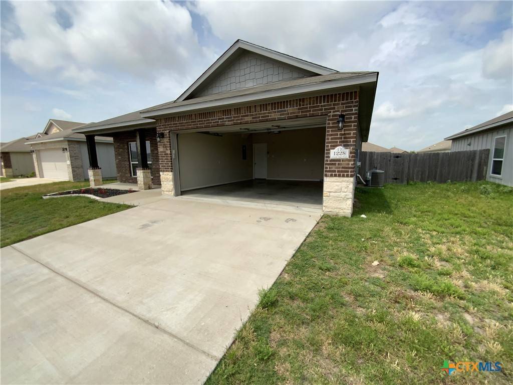 1228 Grand Oak TRL, Temple, TX 76502