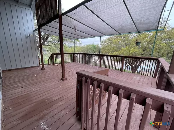 Canyon Lake, TX 78133,1415 Glenn DR
