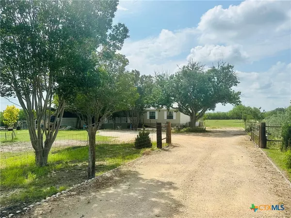 341 Lakecreek DR, New Braunfels, TX 78130