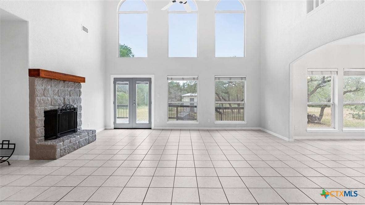 New Braunfels, TX 78132,279 Pin Oak TRL