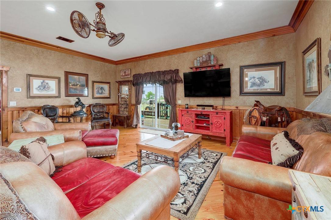 Taylor, TX 76574,1110 County Road 487