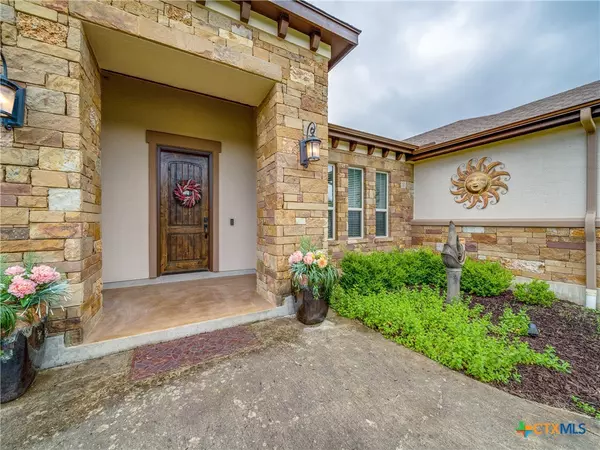 Spring Branch, TX 78070,779 Stirrup DR