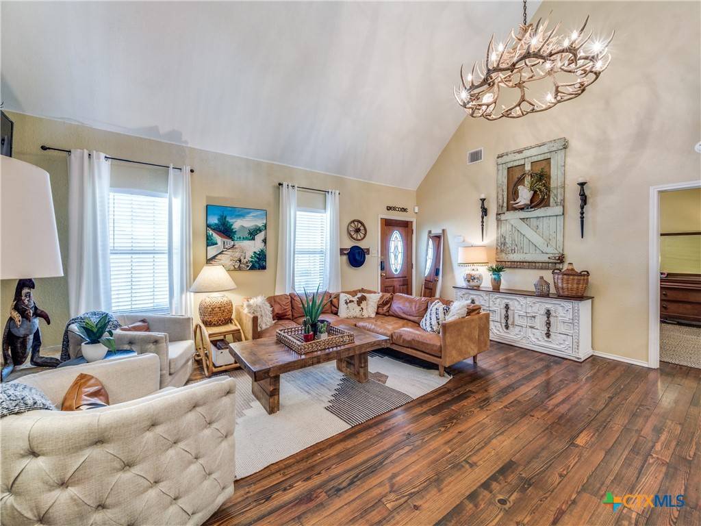 New Braunfels, TX 78130,1614 Sunnybrook DR