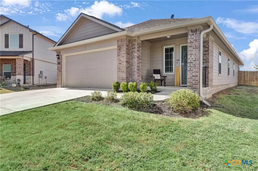 101 Calgary LN, San Marcos, TX 78666