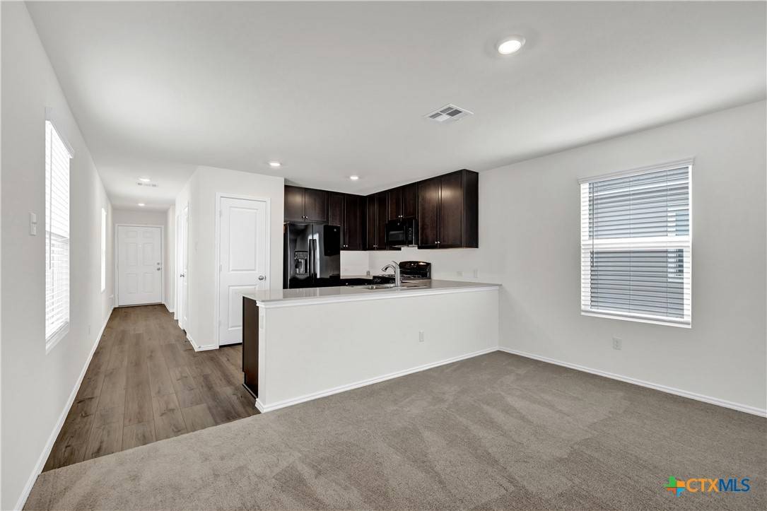 San Marcos, TX 78656,231 Gabbro GDNS