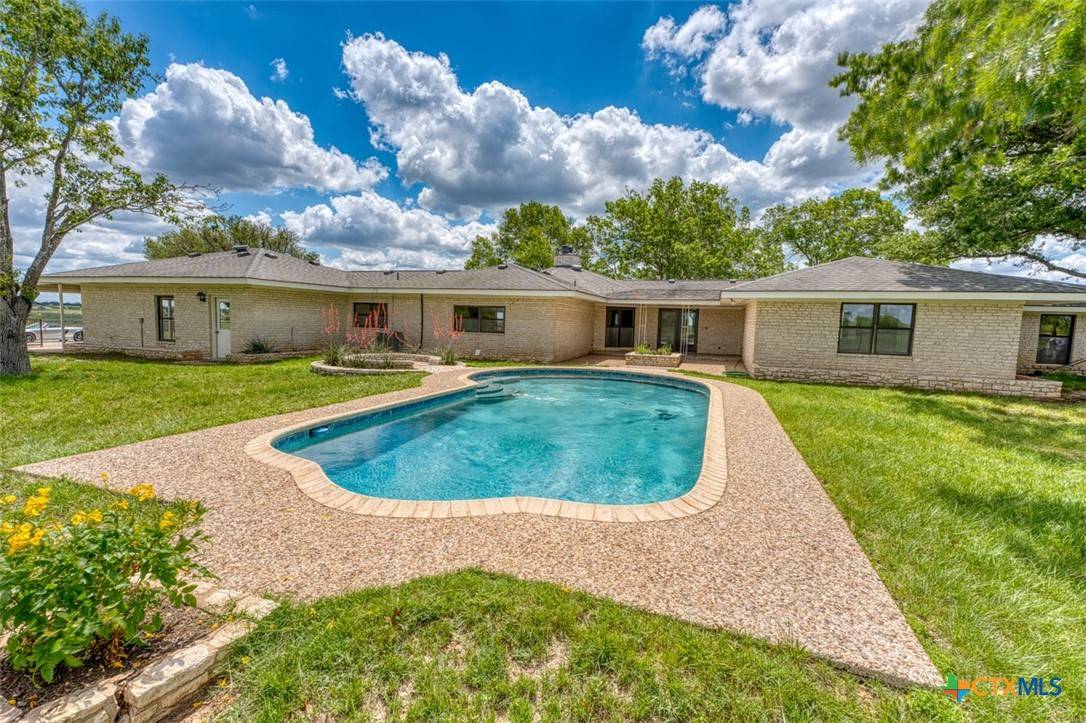Burnet, TX 78611,614 County Road 207