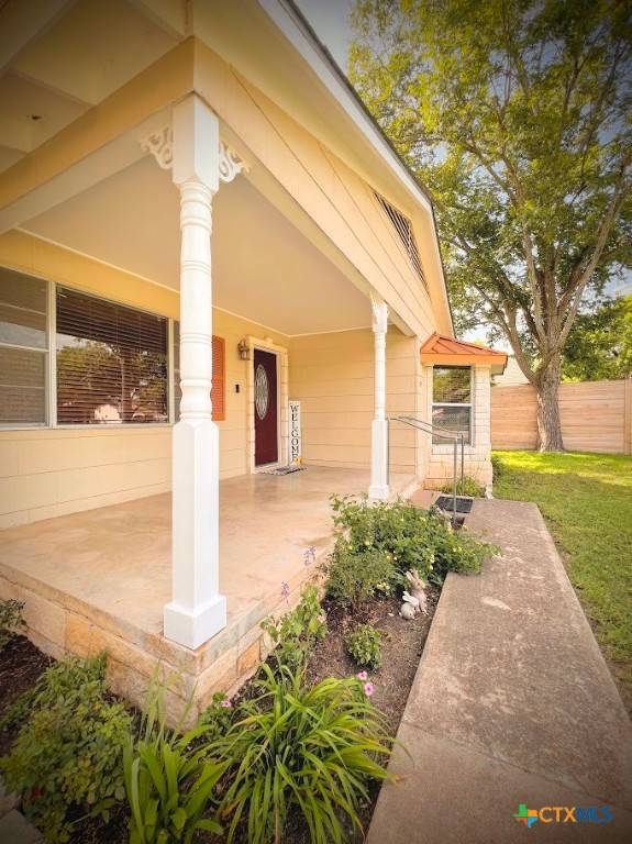 Florence, TX 76527,105 West AVE