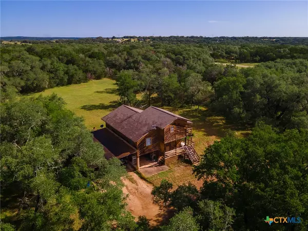 1398 Lazy FRST, New Braunfels, TX 78132