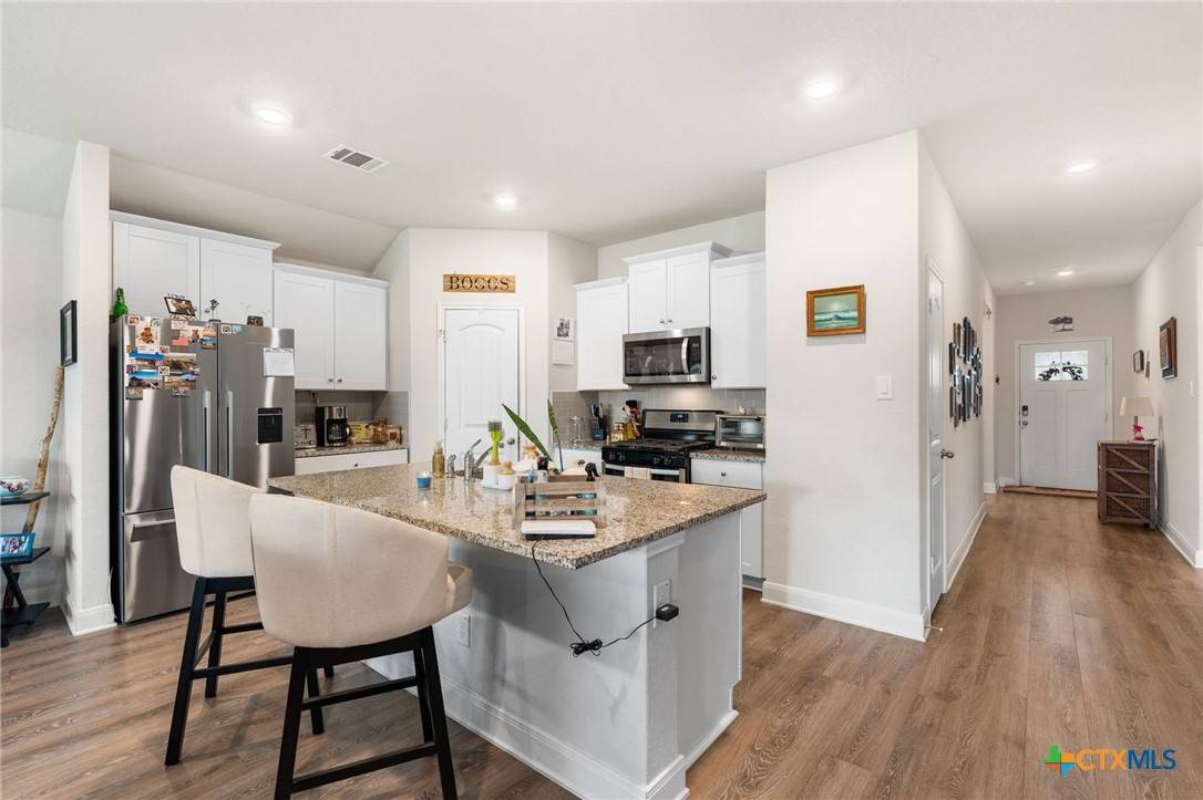 Seguin, TX 78155,1444 Acorn Wood