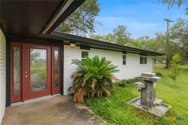 Gonzales, TX 78629,1223 N Sarah Dewitt DR