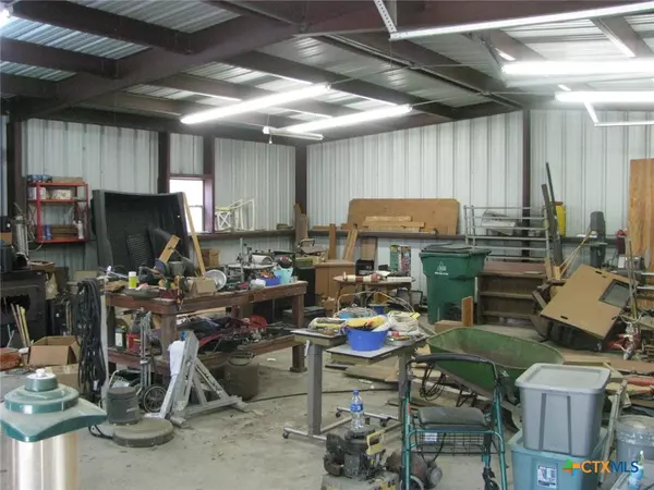 Evant, TX 76525,308 Bee House RD