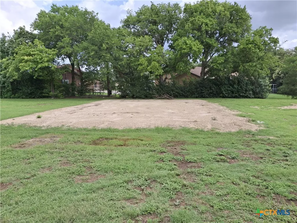 Belton, TX 76513,488 E Avenue R