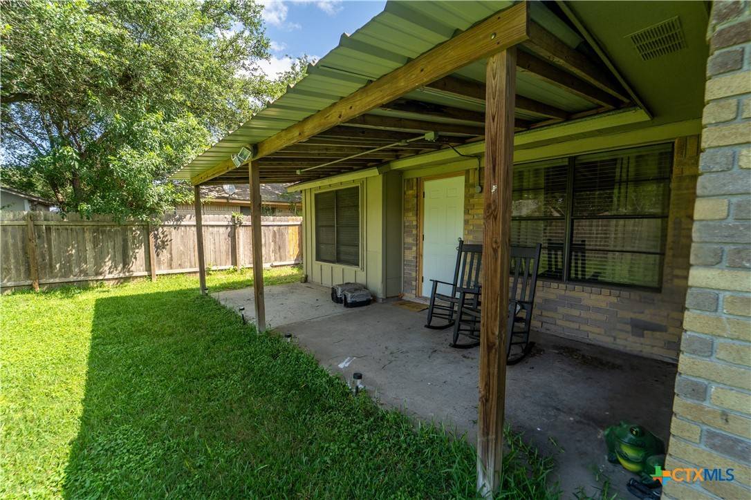 Victoria, TX 77901,308 Fernwood CIR