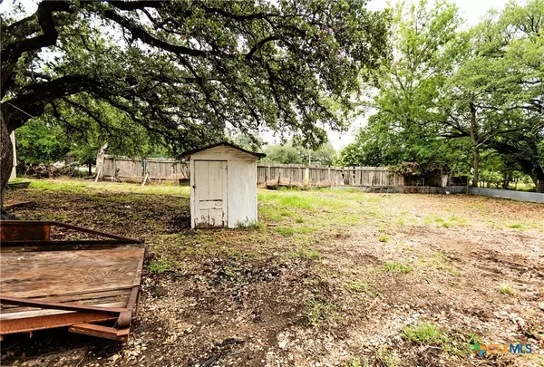 Salado, TX 76571,401 Salado Plaza DR