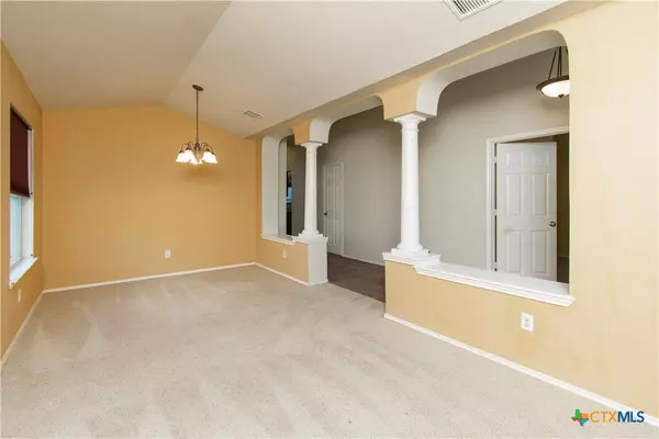 Harker Heights, TX 76548,219 Scarlet LN