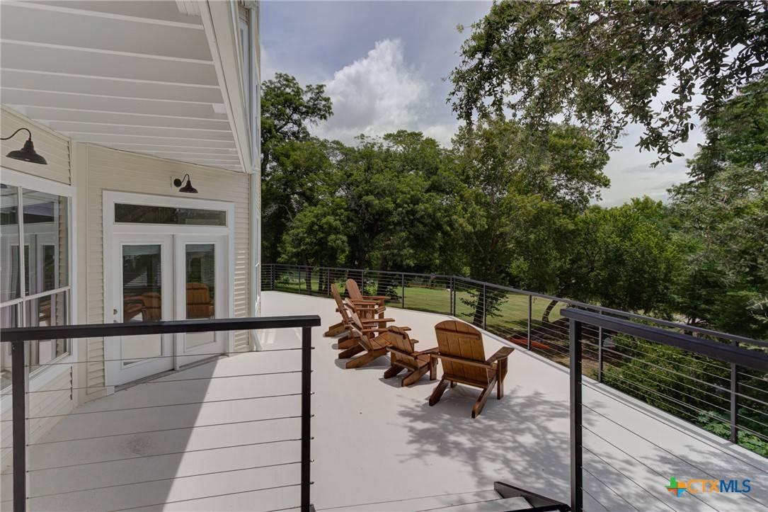 832 Albert ST, New Braunfels, TX 78130
