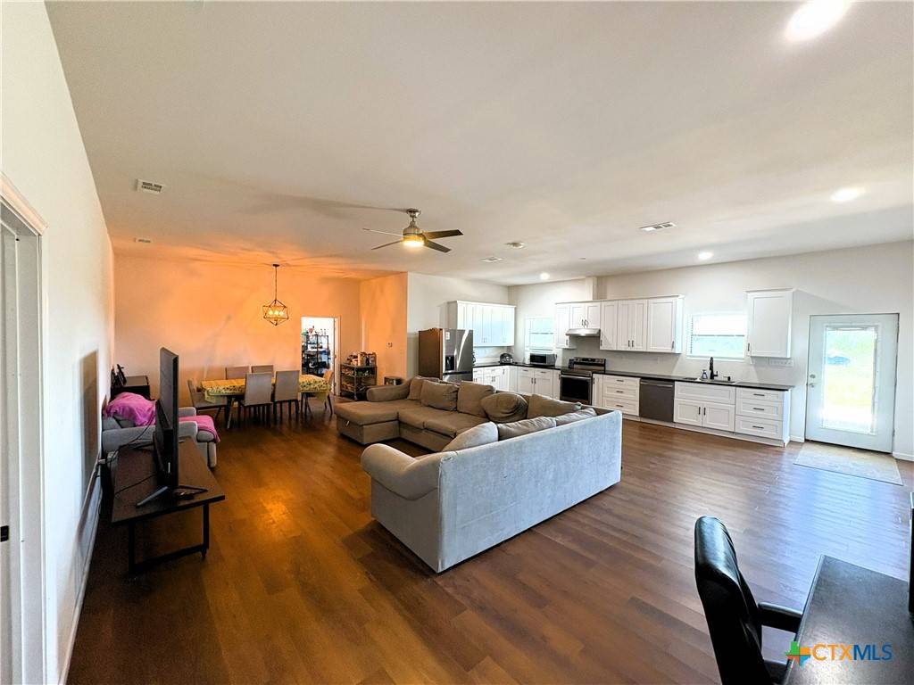 Mart, TX 76664,4748 Battle Lake RD