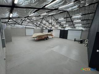 Mcqueeney, TX 78123,10229 FM 725