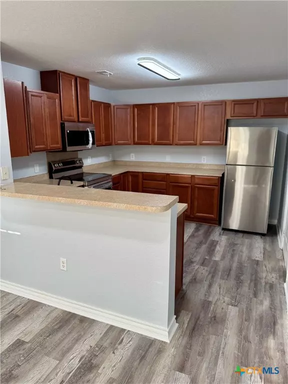 Seguin, TX 78155,1037 N Guadalupe ST