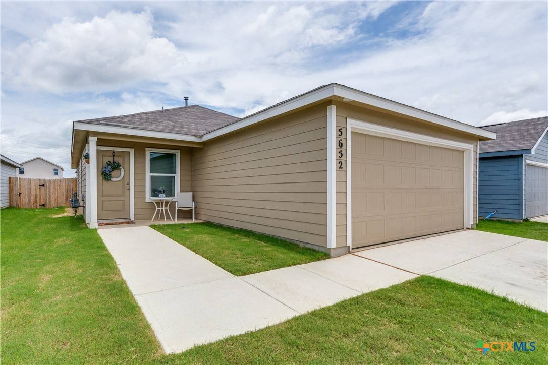 Seguin, TX 78155,5652 Geronimo CV