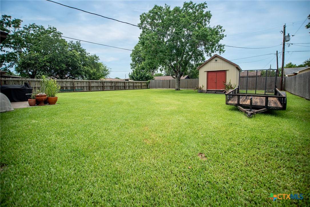 Port Lavaca, TX 77979,1617 Avalon ST