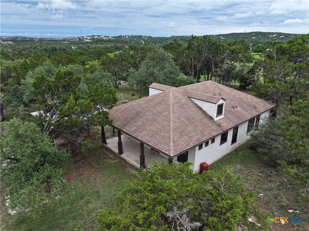 1802 Spring Valley DR, Dripping Springs, TX 78620