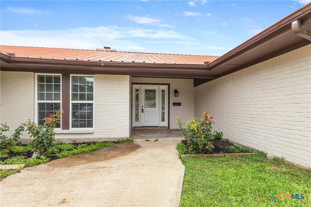 Victoria, TX 77904,111 Warwick Glen ST