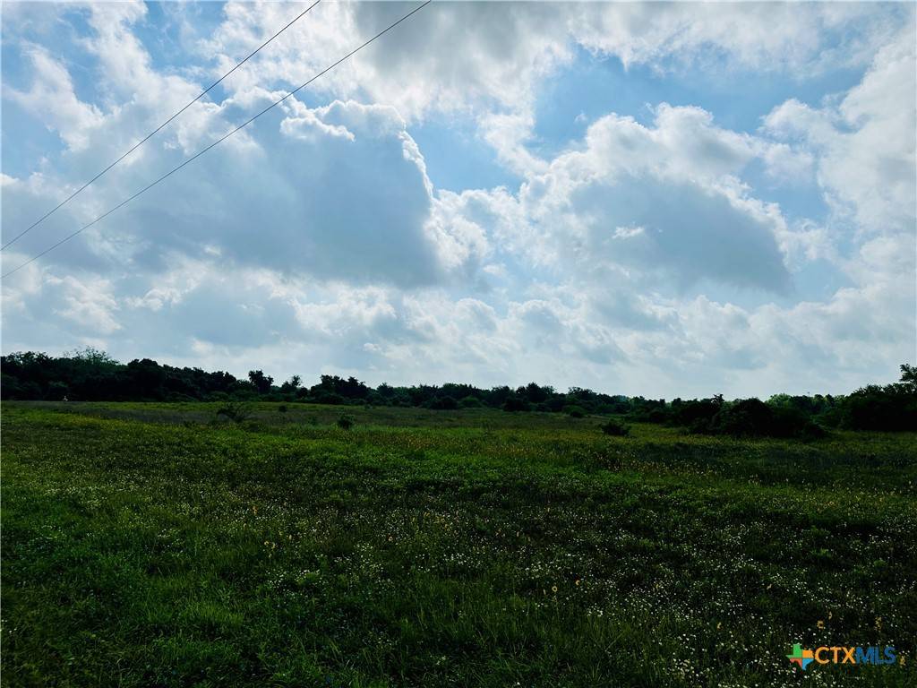 Victoria, TX 77905,417 Old Bloomington RD