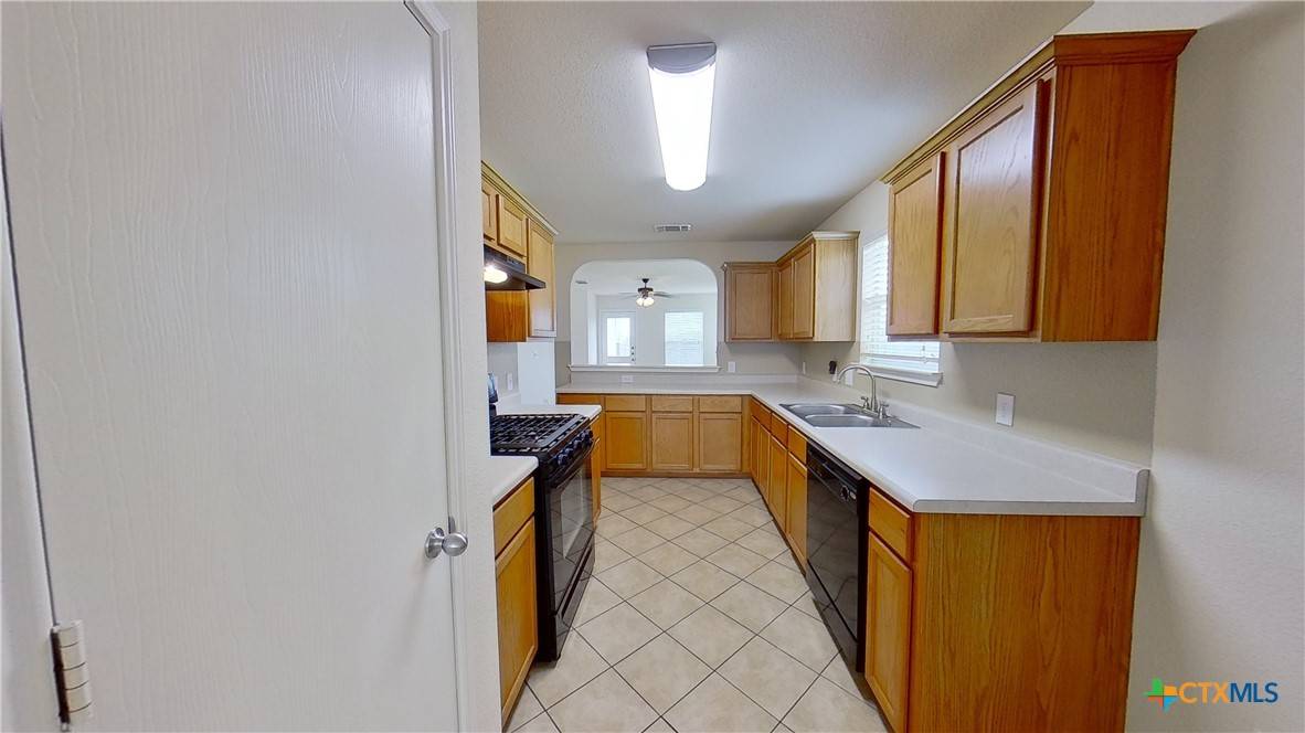 Hutto, TX 78634,105 Fishbaugh LN