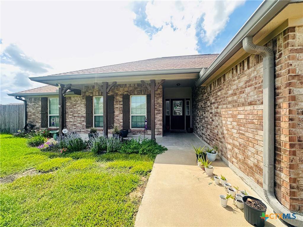Edna, TX 77957,808 Bluebonnet AVE