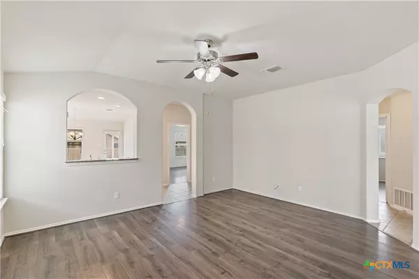 Temple, TX 76502,6313 Dorothy Muree DR