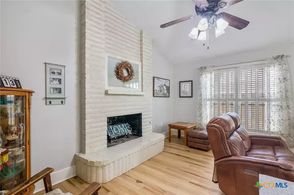 Victoria, TX 77904,602 Chimney Rock DR