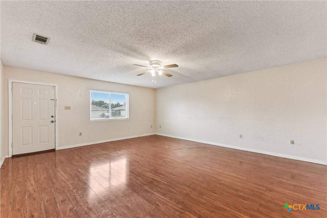 Killeen, TX 76543,2601 Traverse DR