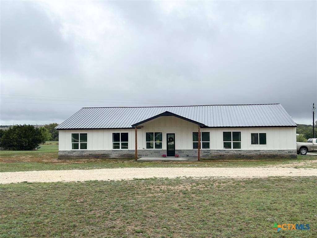 Lampasas, TX 76550,720 County Road 2337
