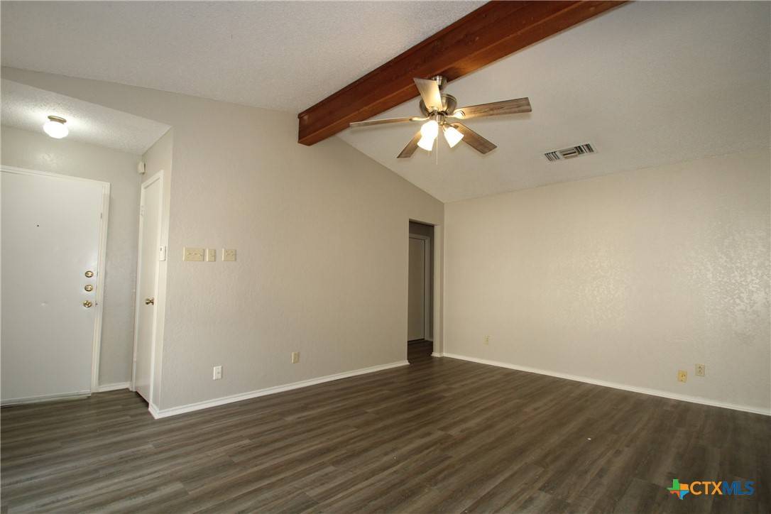 Killeen, TX 76543,2204 Cimmaron DR