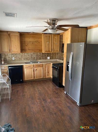 Thorndale, TX 76577,103 E Bulldog ST