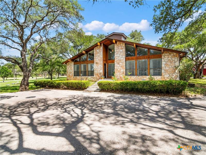 101 Hunters Glen DR, San Marcos, TX 78666