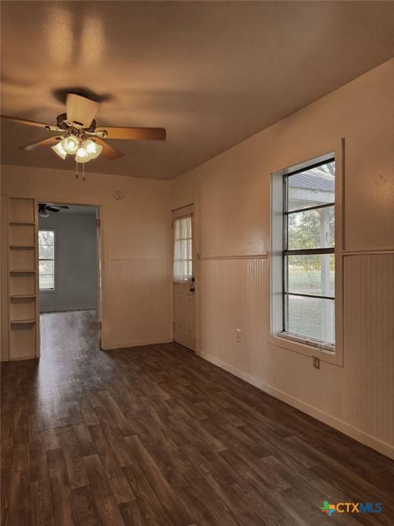 Shiner, TX 77984,548 County Road 303