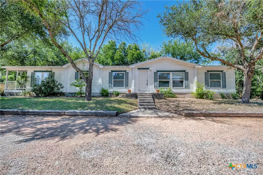 301 Fm 1660, Hutto, TX 78634