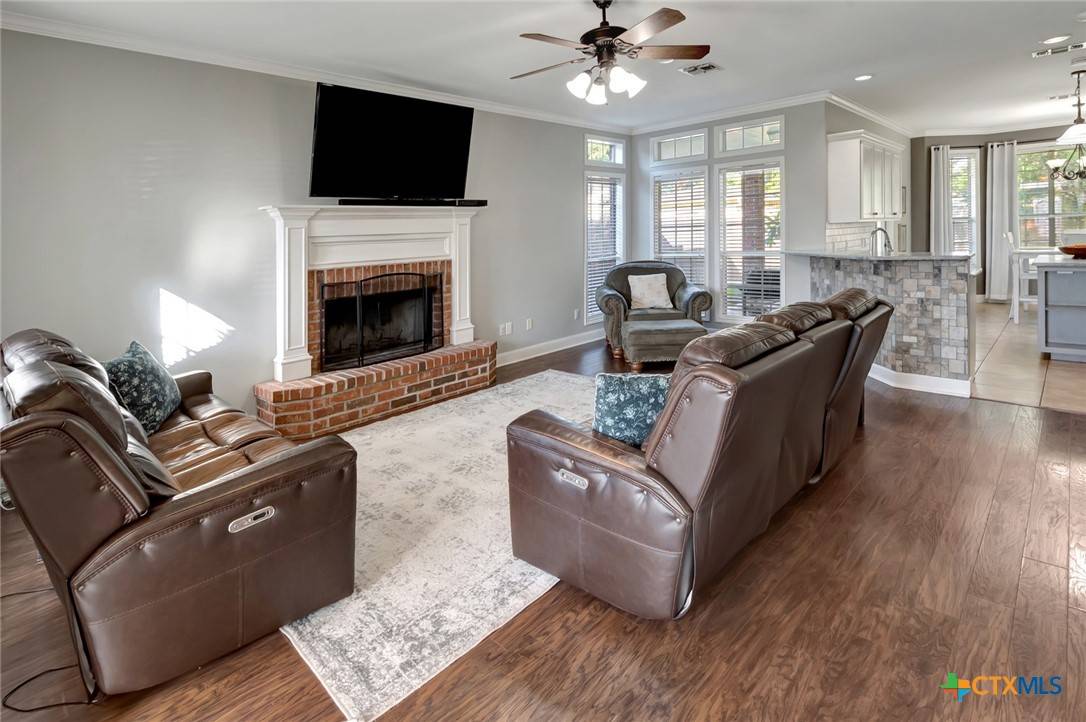 Victoria, TX 77904,314 Green Gable DR