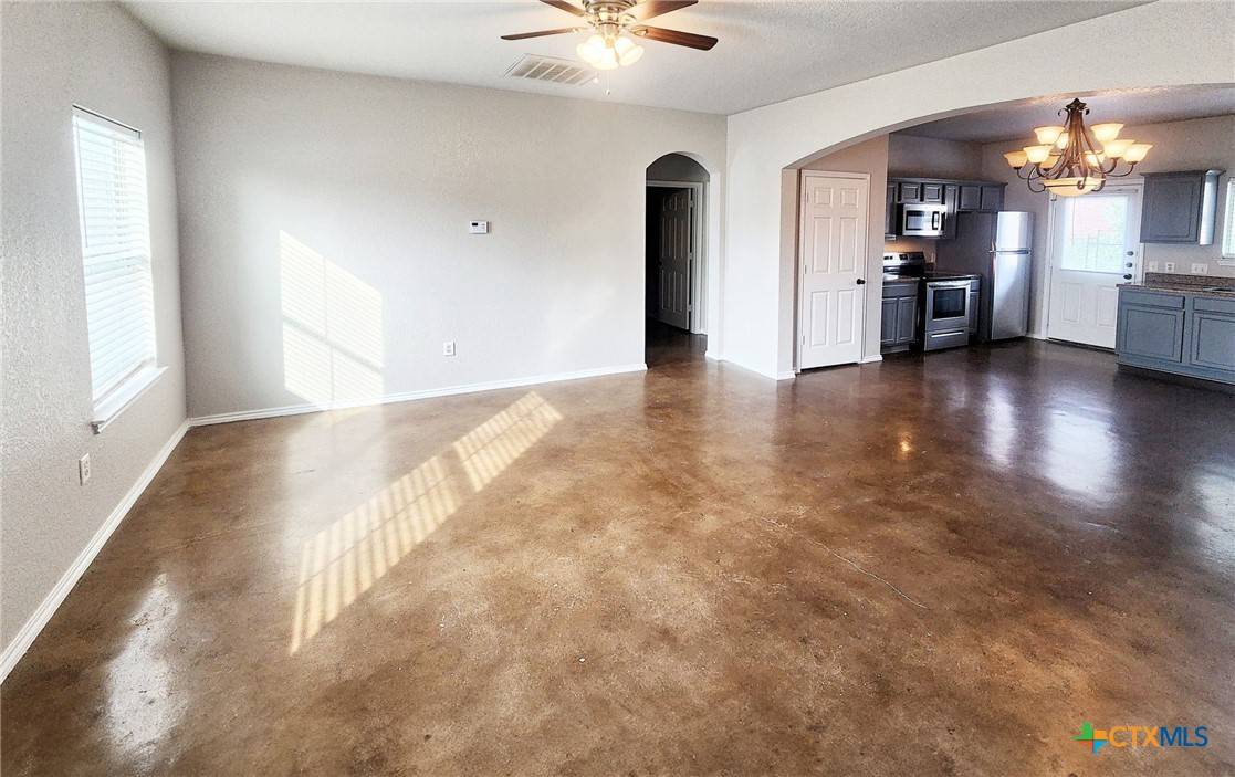 New Braunfels, TX 78130,195 Rosedale AVE