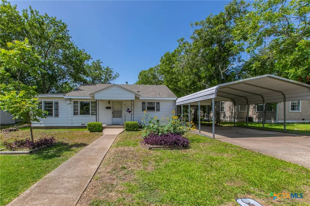 Belton, TX 76513,807 E 12th AVE