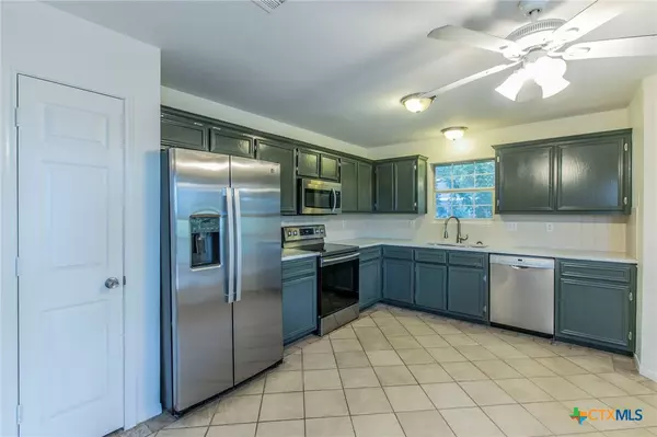 Belton, TX 76513,3349 Eagle Point West AVE