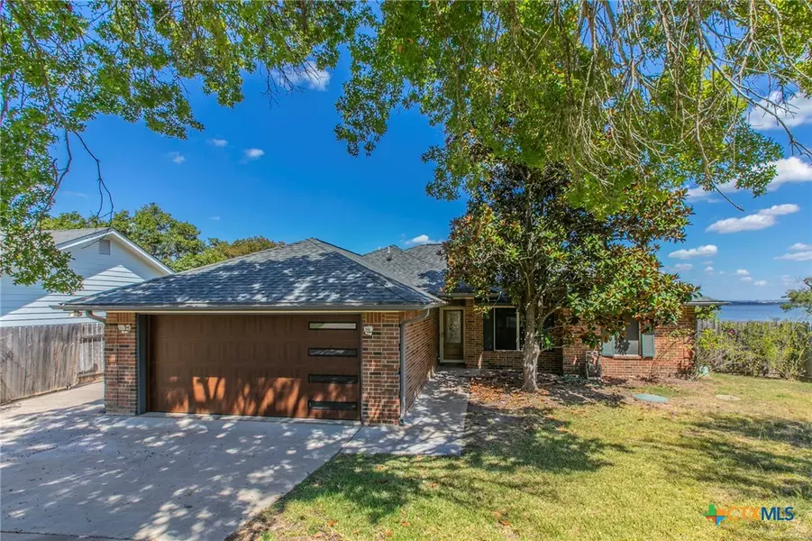 3349 Eagle Point West AVE, Belton, TX 76513